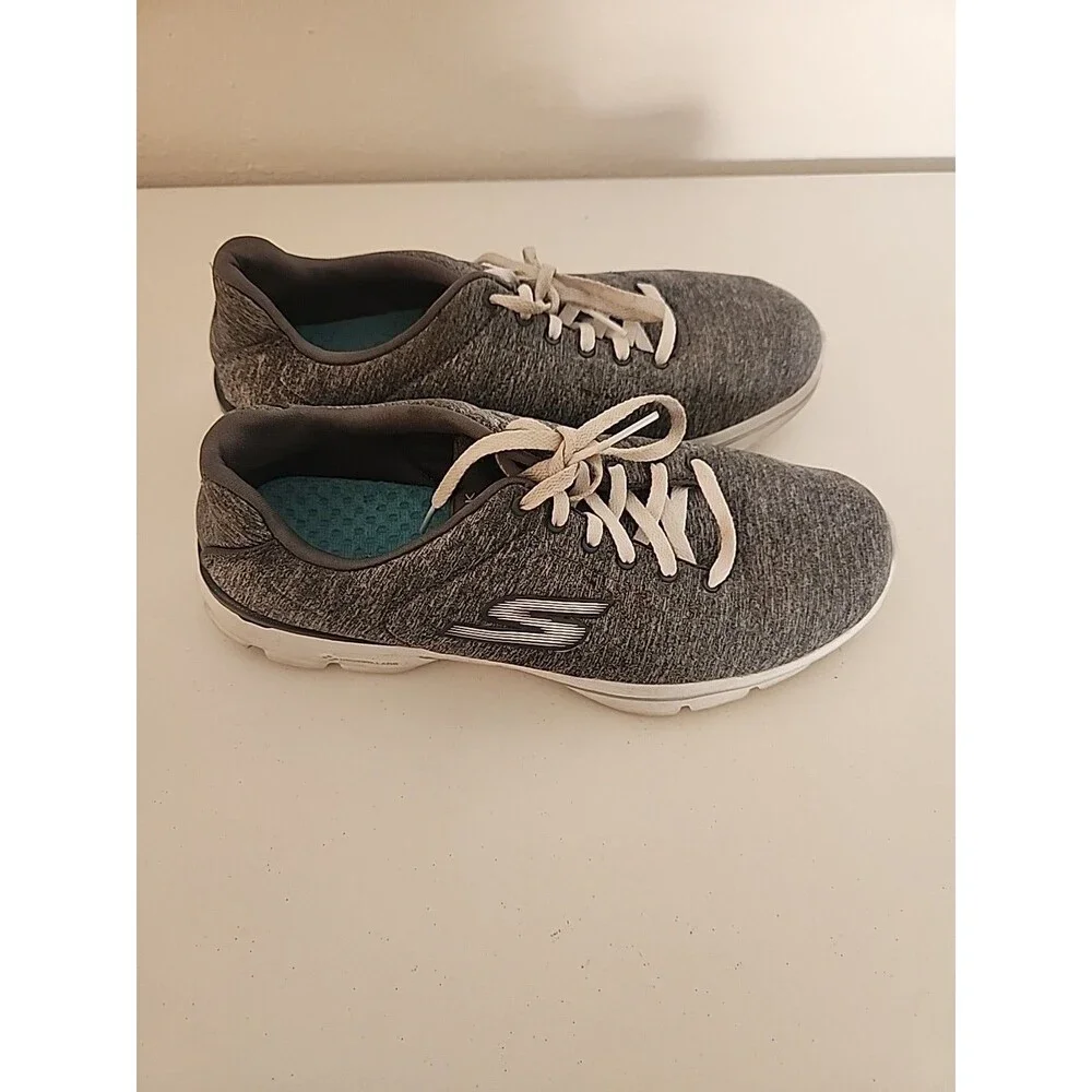Skechers Gray Lightweight Memory Foam Sneakers Size 9.5